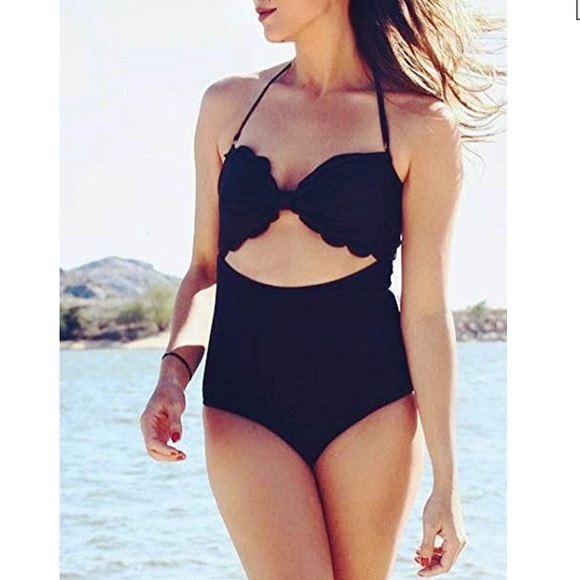 Cupshe Other - Cupshe | Scalloped Top One Piece